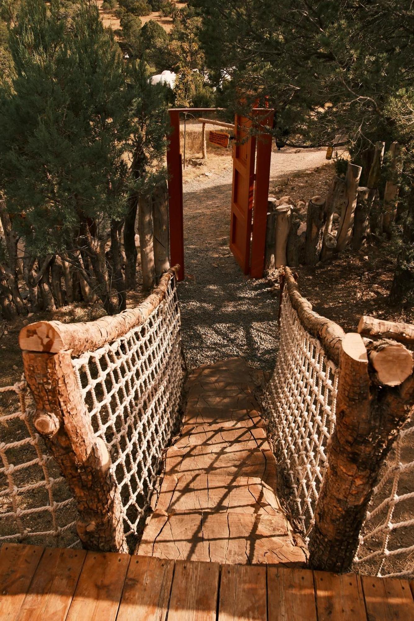 Willa Crows Nest Treehouse At El Mstico Ranch Nogal Zewnętrze zdjęcie