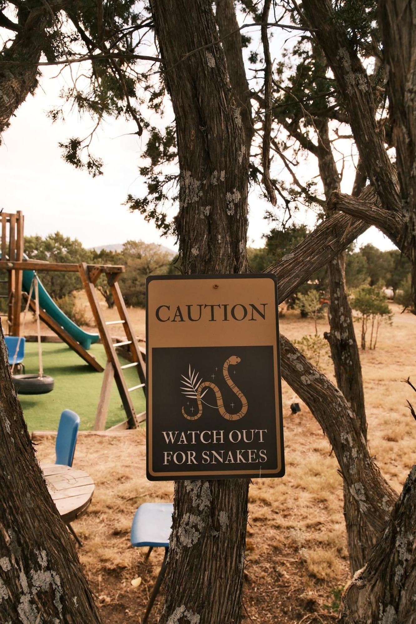 Willa Crows Nest Treehouse At El Mstico Ranch Nogal Zewnętrze zdjęcie